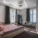 70S Business Room