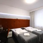 Hotel Junior
