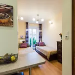 Vanilla Apartment 2