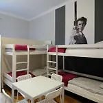 Hollywood Hostel
