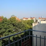 Vanilla Apartment 3