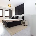Lenzo Apartments