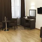 Pergamin Apartments