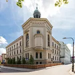 Modern Apartment By Wawel Castle
