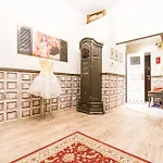 Scarlett Apartment