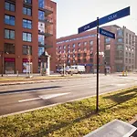 Angel City Center Luxury Apartments By Amstra