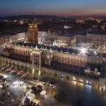 Nocny Krakow B&B
