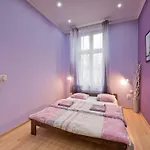 Queen Apartments