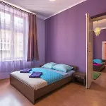 Queen Apartments