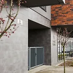 Apartments Kraków Zablocie by Renters