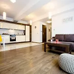 Friendhouse Apartments - Old City