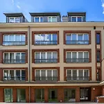Friendhouse Apartments -Train Station