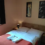 Akt Studio Apartment City Centre