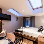 Lubomirskiego 23 Residence - Great Location, 10 Min To Main Square By Foot, Right Next To Main Rail And Bus Station
