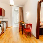 Press Palace Apartments