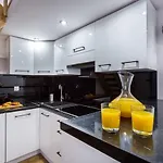 5B Premium Apartment