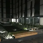 Apartment In The Gantry Hall - W19