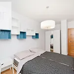 Charming And Bright- Golden Apartments- Old Town