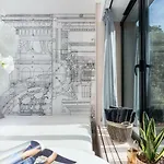White Room Pilsudskiego 1