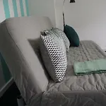 Lovely Bubbly Apartment