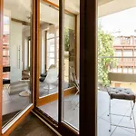 Central Kazimierz Apartment With Balcony
