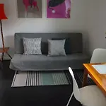 Lovely Bubbly Apartment