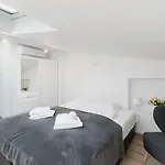 Apartments Krakow Mazowiecka By Renters