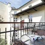Apartments Cracow Miodowa By Renters