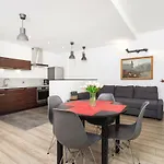 Apartments Cracow Miodowa By Renters