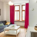 Wonderful Apartment Wrzesinska Street