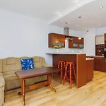 Apartments Krakow Wislane Tarasy By Noclegi Renters