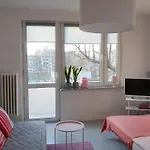 Lovely Madly Apartment