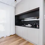 Modern Studio Wegierska Cracow By Noclegi Renters
