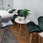 Rainbow Apartments 3