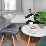 Rainbow Apartments 3