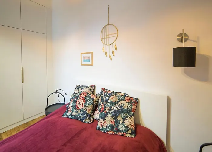 WSPANIAŁY, Stylowy Apartament w Sercu Starego Miasta