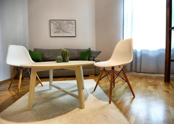 Apartment 400M To Main Square