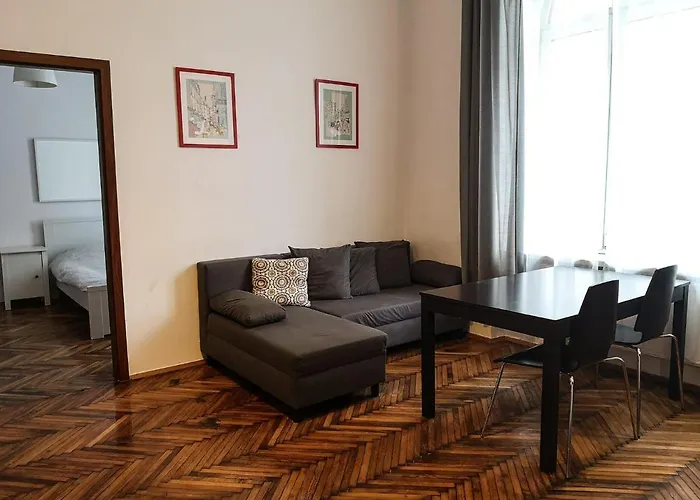 Apartment Next To The Main Square
