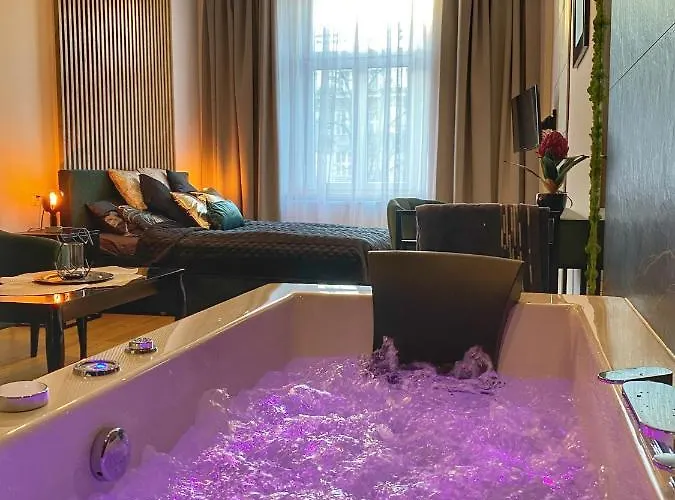 Apartament Czarny Z Jacuzzi