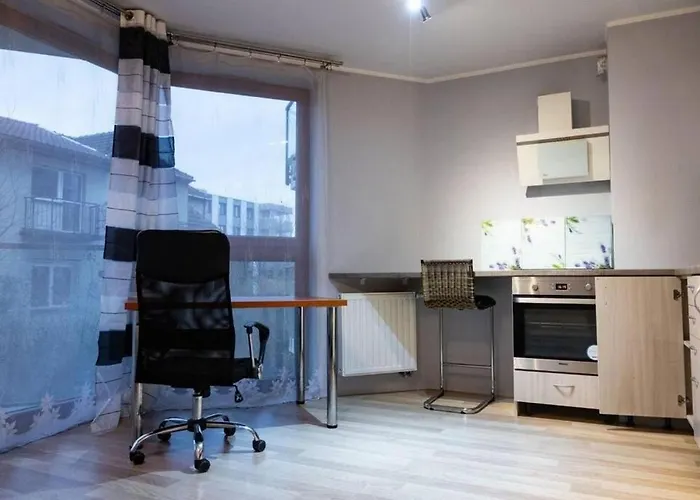 Mini Apartament Cracow / Krakow Z M. Postojowym