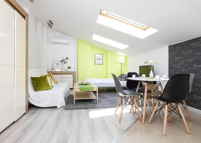 Urban Nest Apartments Lazarza 3