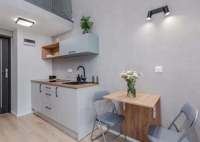 Parkside Fresh Apartments - Old Town Guesthouse - By Upstairs