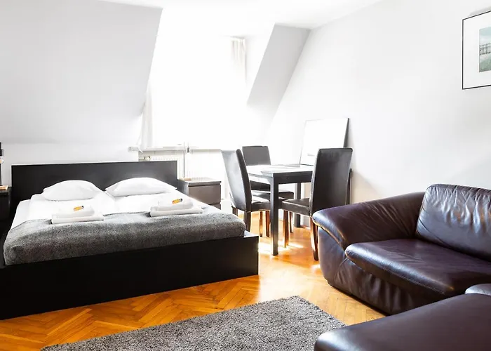 2 Bedroom Apartment, Heart Of Krakow Tomasza St