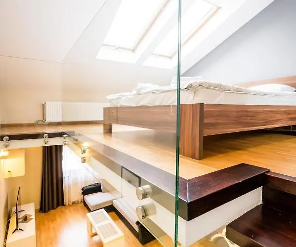 Radziwillowska Old Town Deluxe Apartment Wawelofts