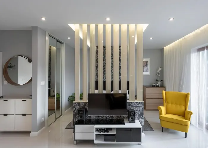 Black Pearl Apartment