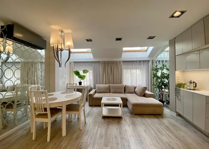 Garbarska Lux With Air Condition