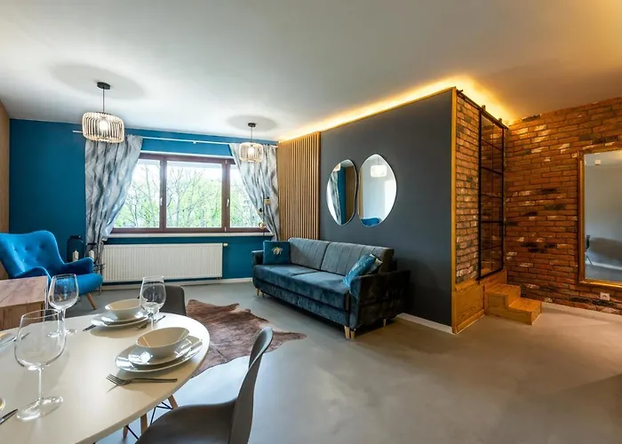 Premium Apartment For Jewish Quarter & Old Town Plus Pool