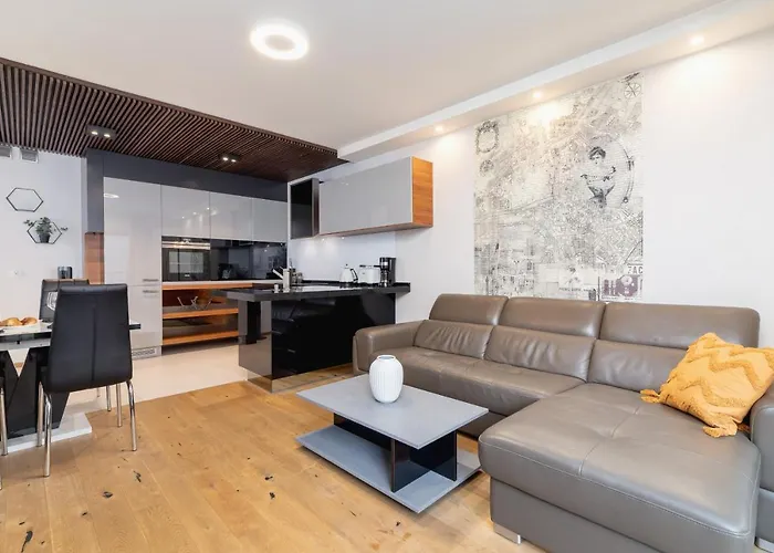 Diamond Apartment By Renters Prestige