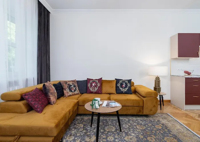 Luxurious & Unique Apartment Mickiewicza Cracow By Renters Prestige