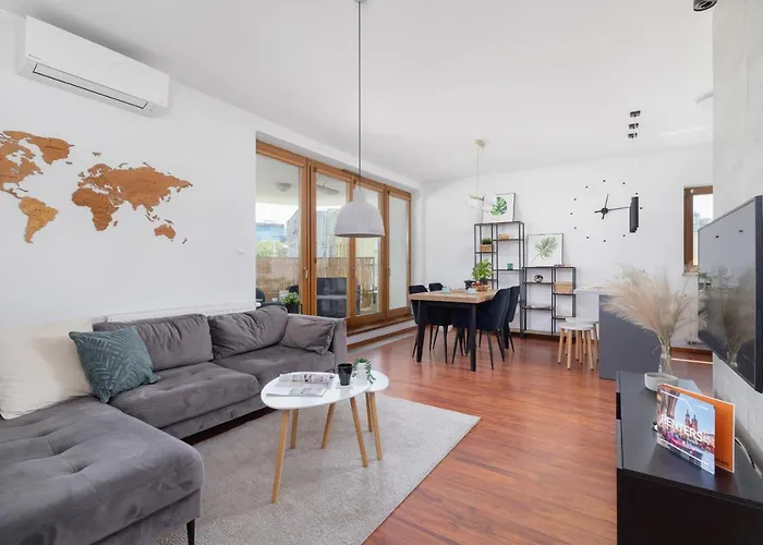 Dworska Apartment On Vistula Boulevards By Renters